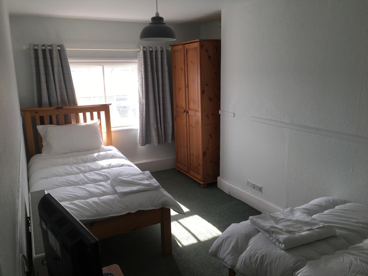The Cross Keys Hotel Llanymynech Ngoại thất bức ảnh
